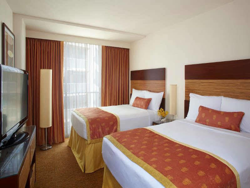 Hotel Orchid Kochi Exterior photo